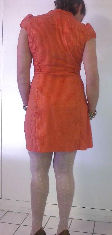 4P Sissy exposed balls.....ohohoh