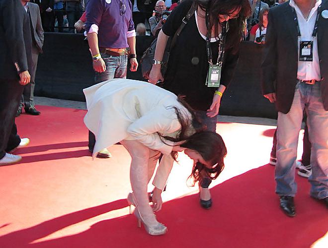 25P Lena Meyer Landruth - Feet, Nylons and Shoes