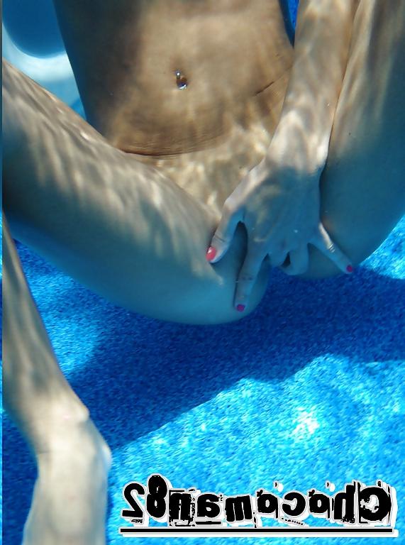 21P In pool 