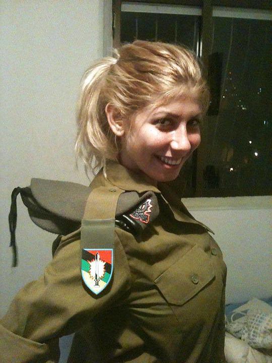 19P Israeli girl: adira
