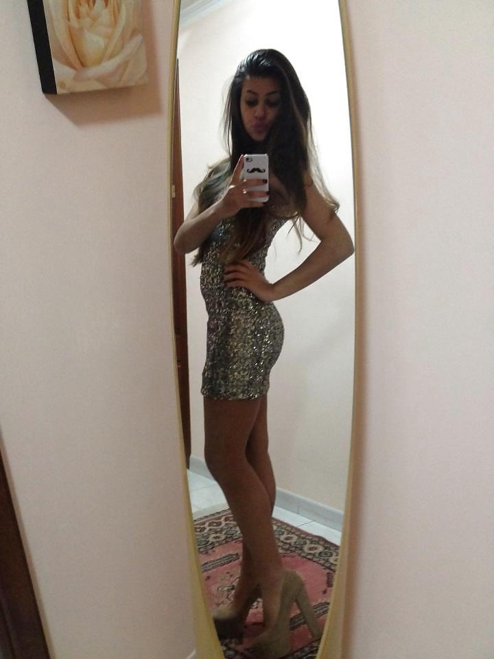 11P Italian girl: giorgia