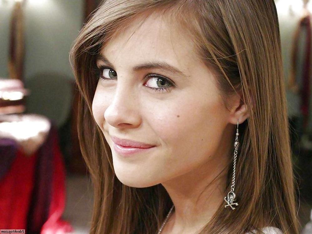 25P Willa holland (Hottest Young Celebrity) for fan :) 