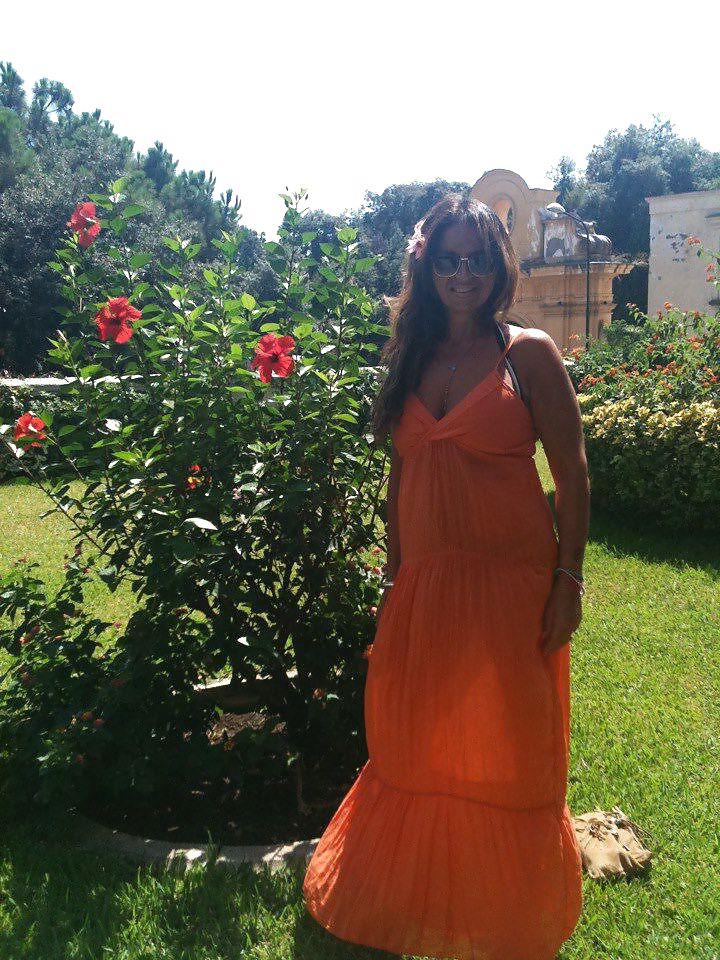 11P Italian women: analisa