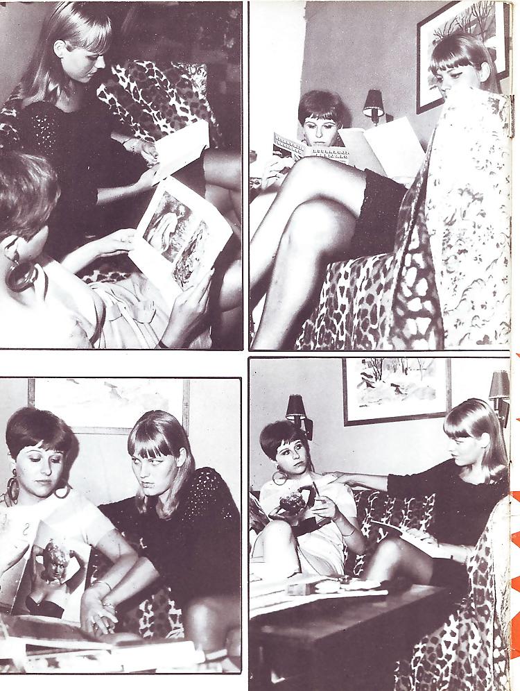 25P Vintage Magazines Petting Girls No 04