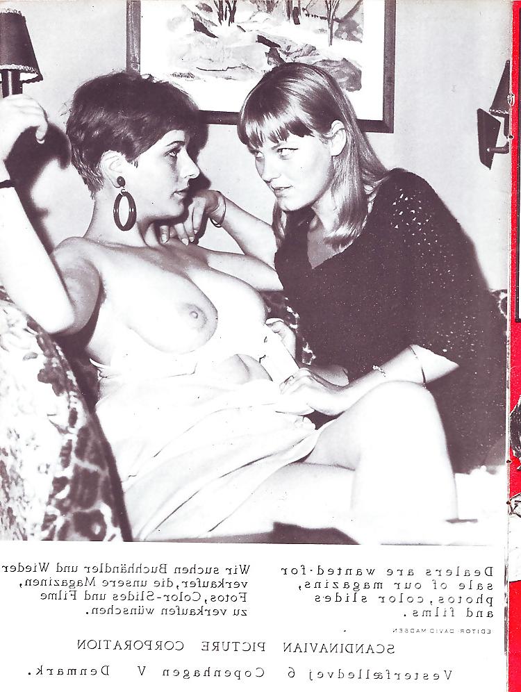 25P Vintage Magazines Petting Girls No 04