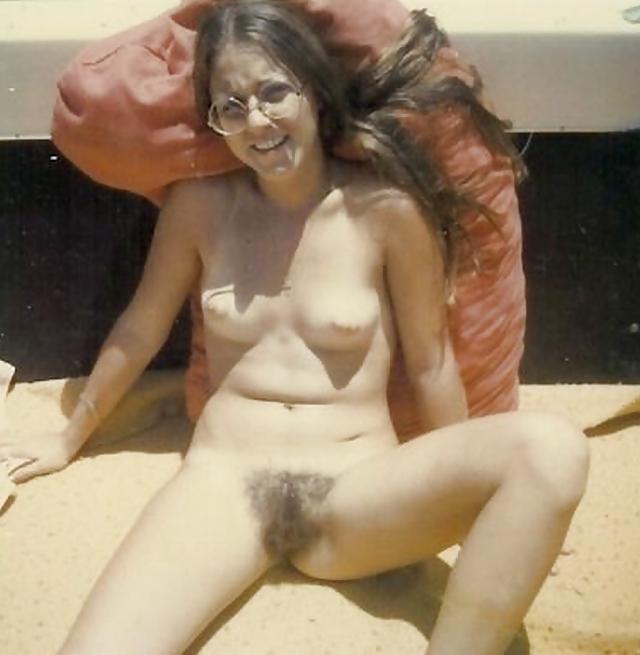 25P Vintage Wives & Girlfriends 14