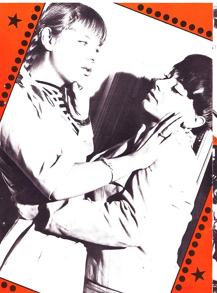 25P Vintage Magazines Petting Girls No 05