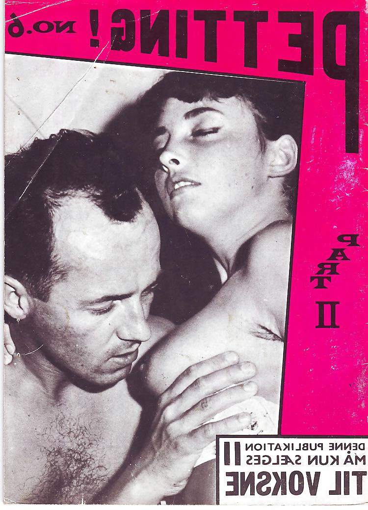 25P Vintage Magazines Petting No 06