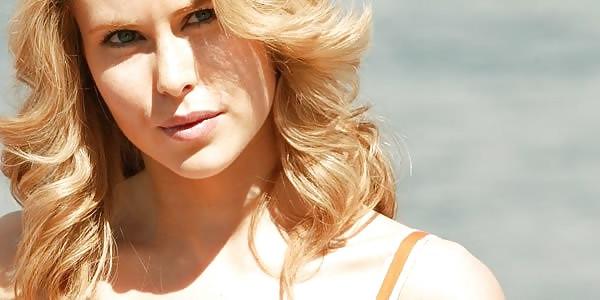 25P Anna Hutchison mega collection