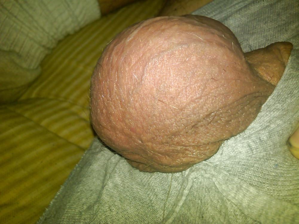 18P Checking out my buddys huge balls. In HD!