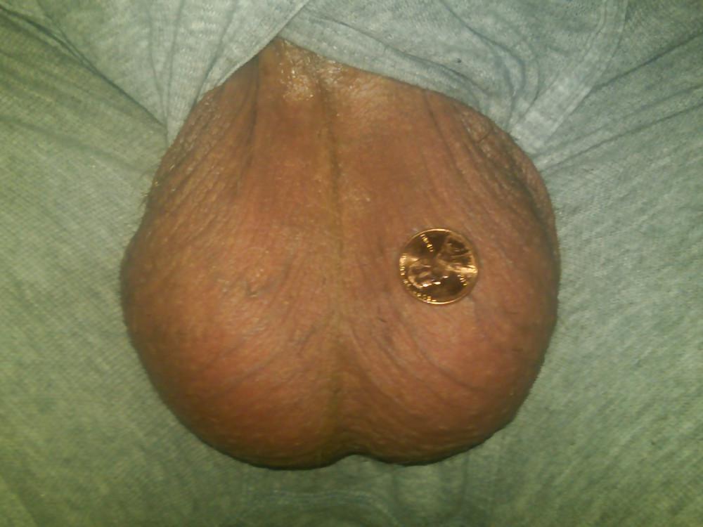 18P Checking out my buddys huge balls. In HD!