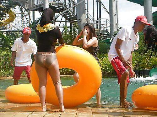 5P Gabi will Spass am Pool - beim Hamster gefunden