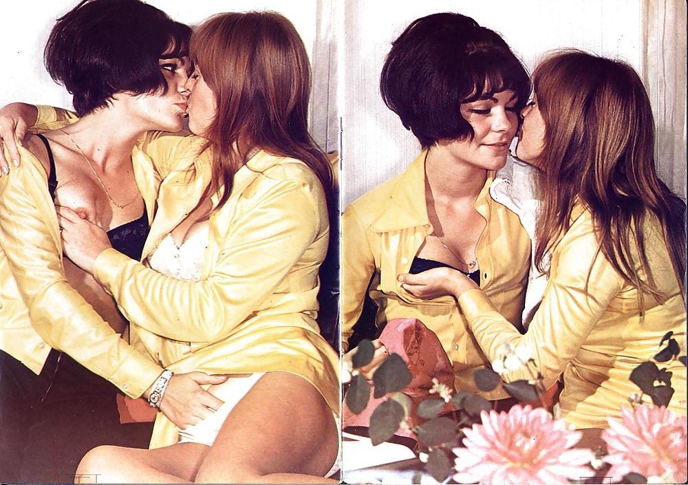 16P Vintage Magazines TopSex 03