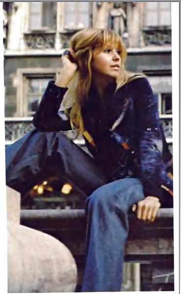 25P Vintage Munich Girls
