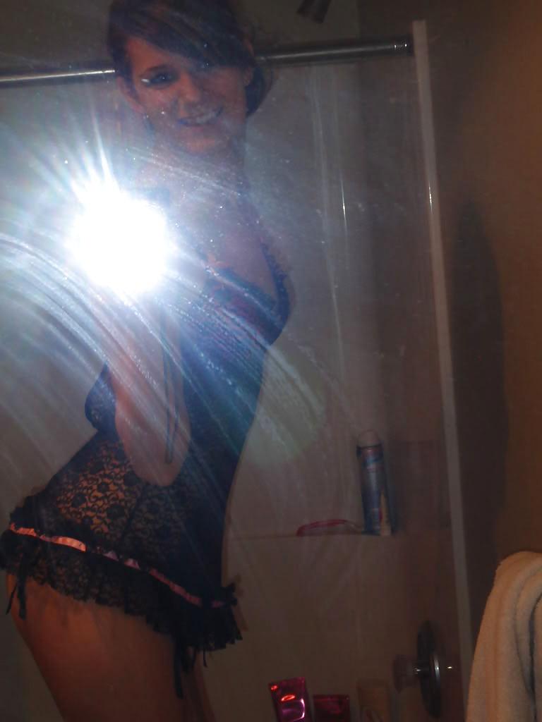 16P Self pics to boyfriend