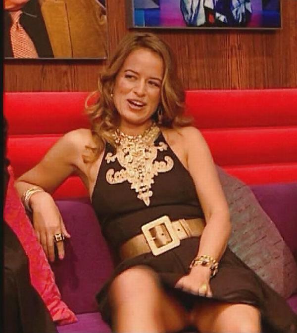 25P Celebrity upskirts