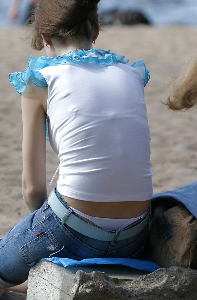 25P Candid Streets Babes 2 - Ass View - by Voyeur TROC