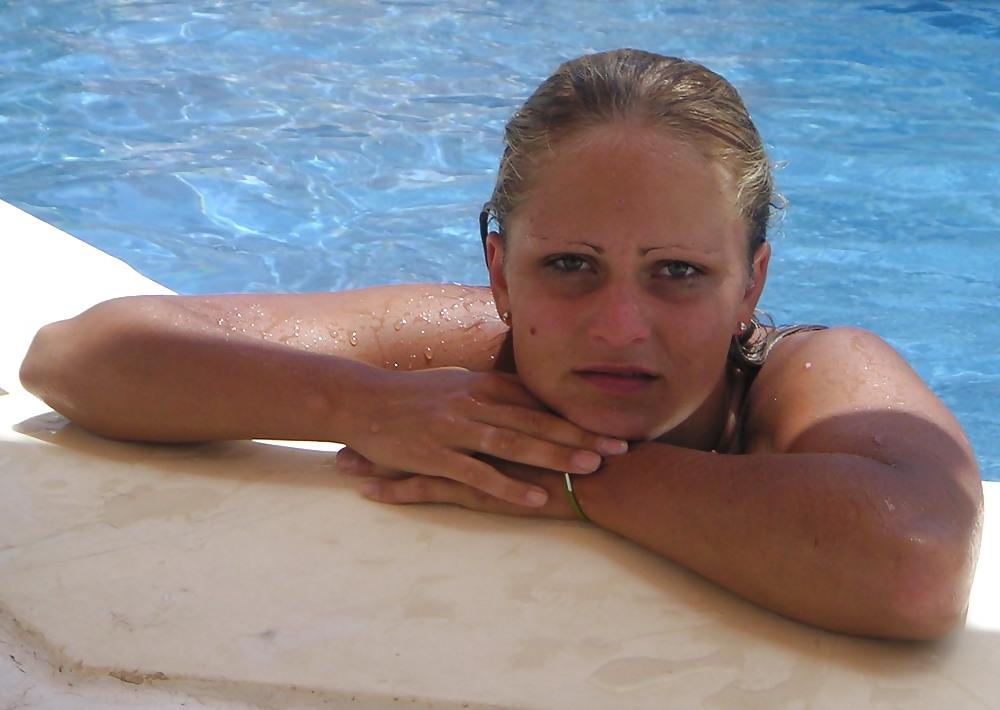 24P Ich im pool (sel86)