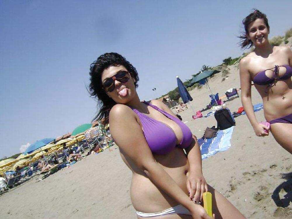11P Italian girl: Anna