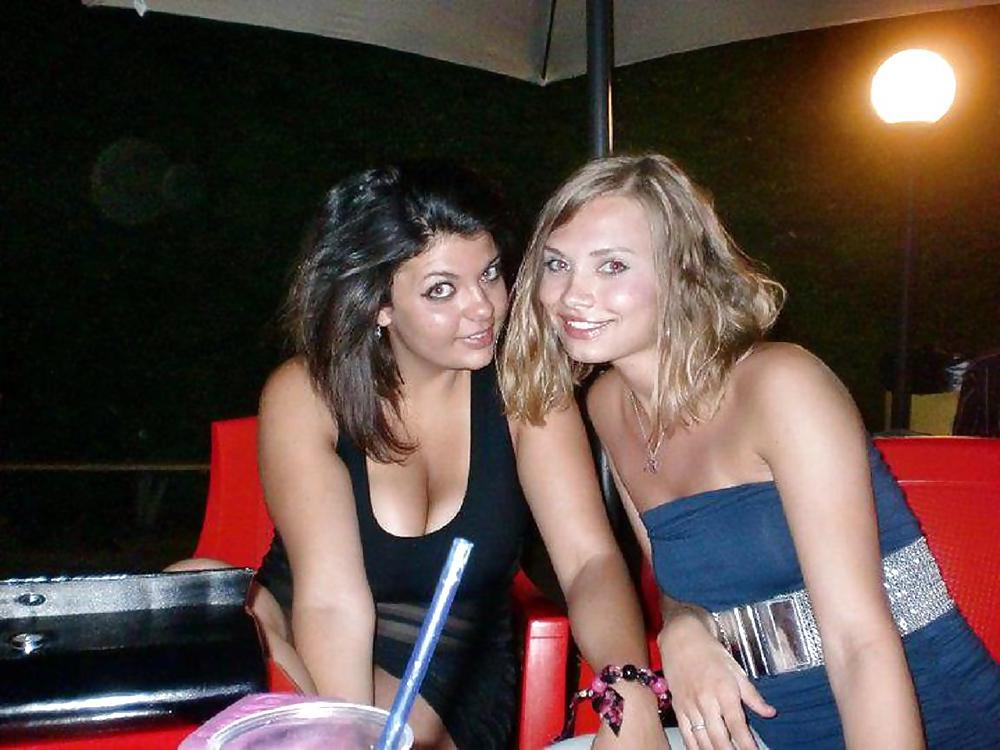 11P Italian girl: Anna