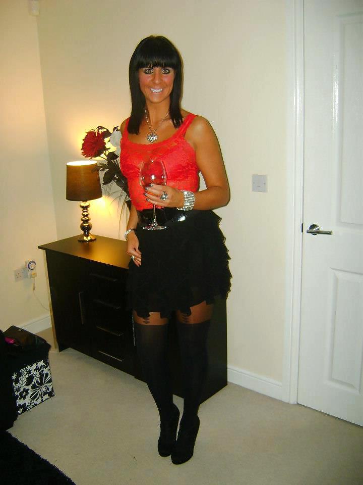 22P Sexy MILF Emma with great legs. How to fuck?