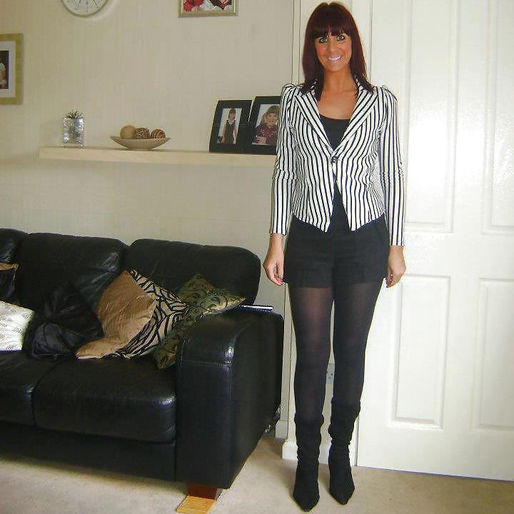 22P Sexy MILF Emma with great legs. How to fuck?