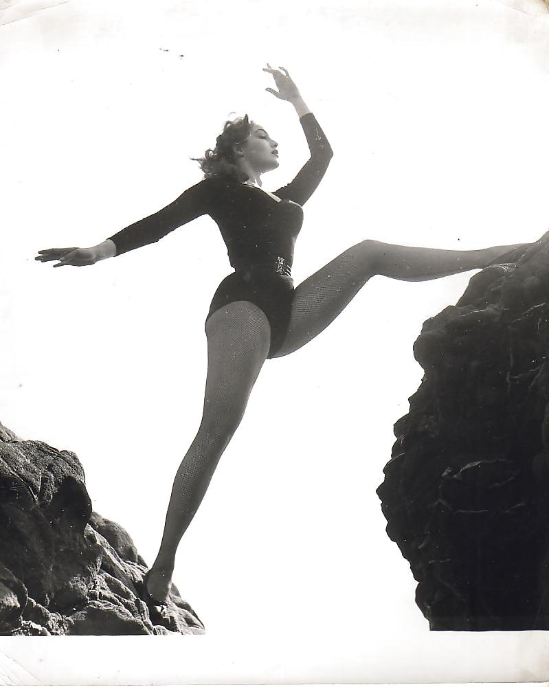 25P Julie Newmar III