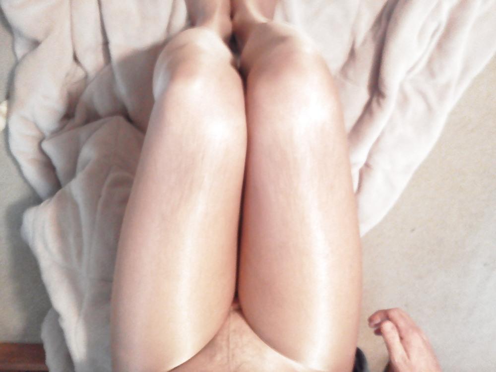 5P Shiney tan pantyhose
