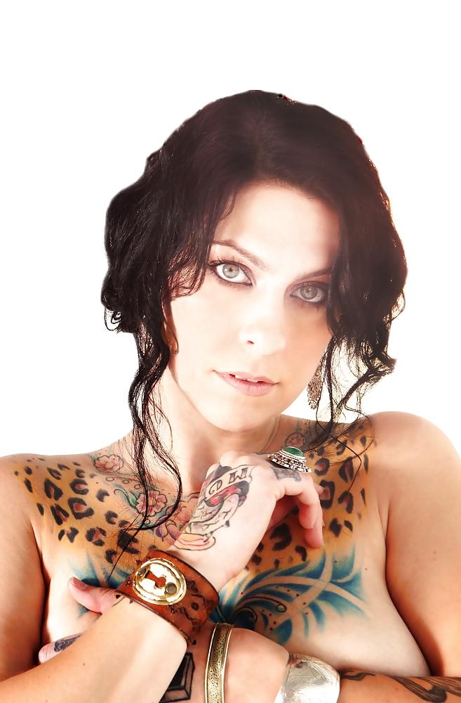 25P Hot Tattooed