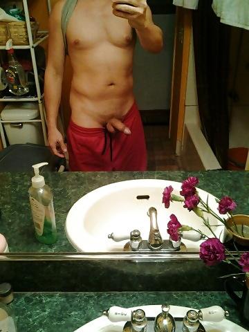 14P Gay Cuban sends me pictures