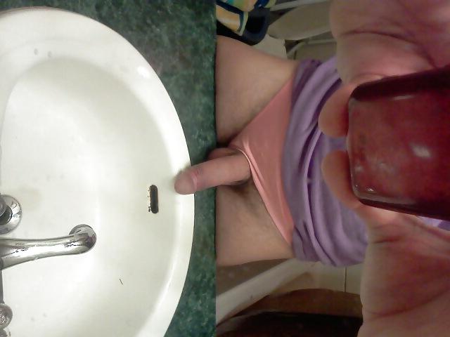 14P Gay Cuban sends me pictures