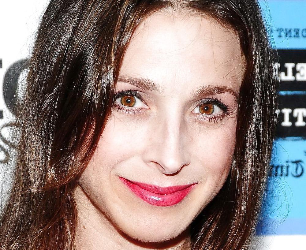 25P Marin Hinkle