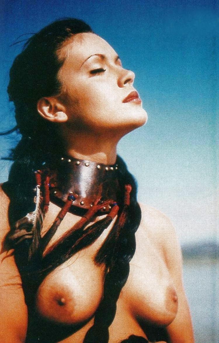 25P Alyssa Milano (nude)
