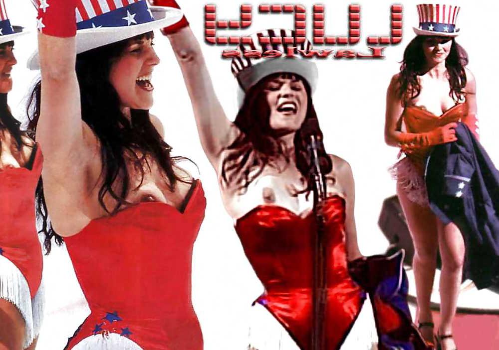 15P Lucy Lawless (Nude)