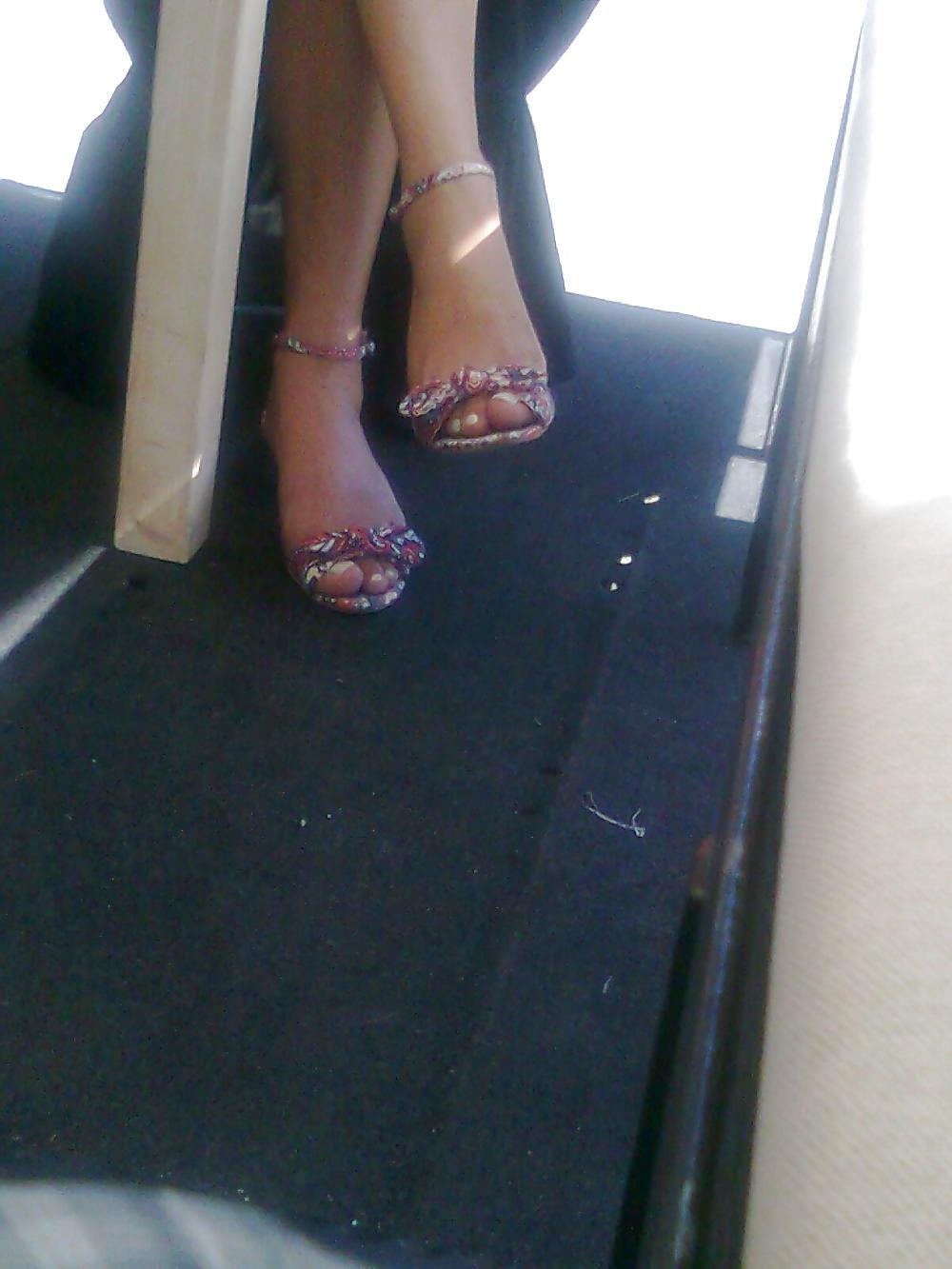 11P Under the table 3
