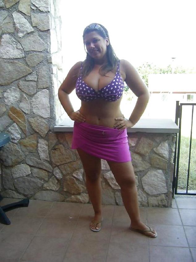 14P Busty Italian: Veronica