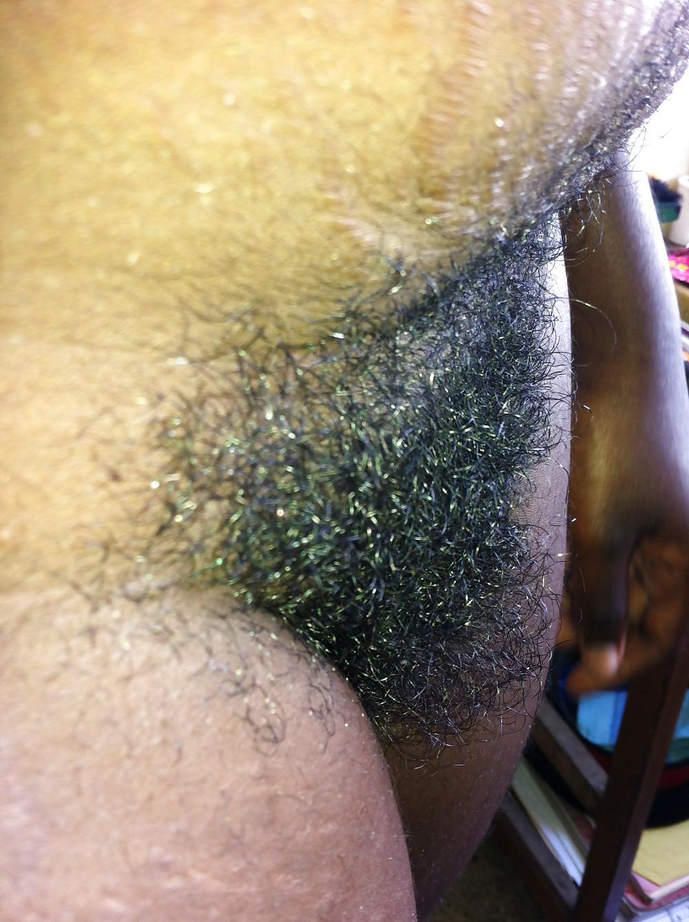 12P Ghetto Hairy Girl