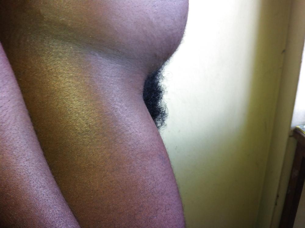 12P Ghetto Hairy Girl