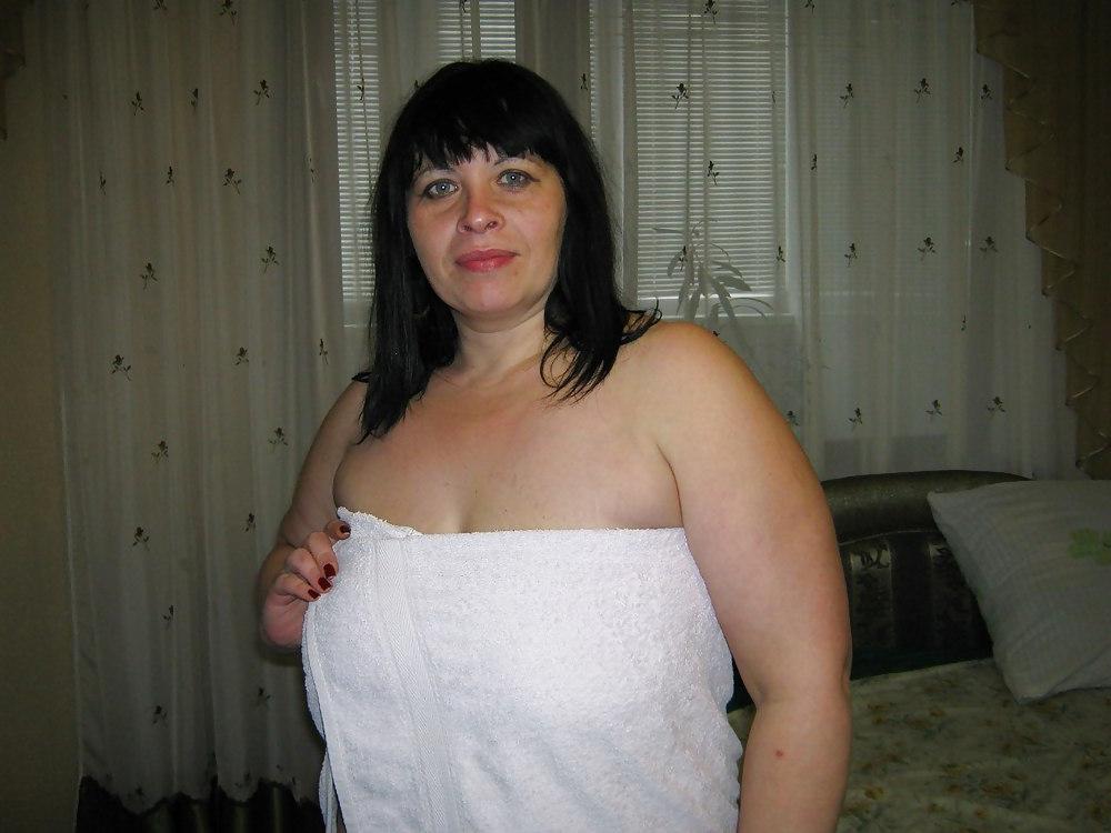 25P Russian Mature Valentina