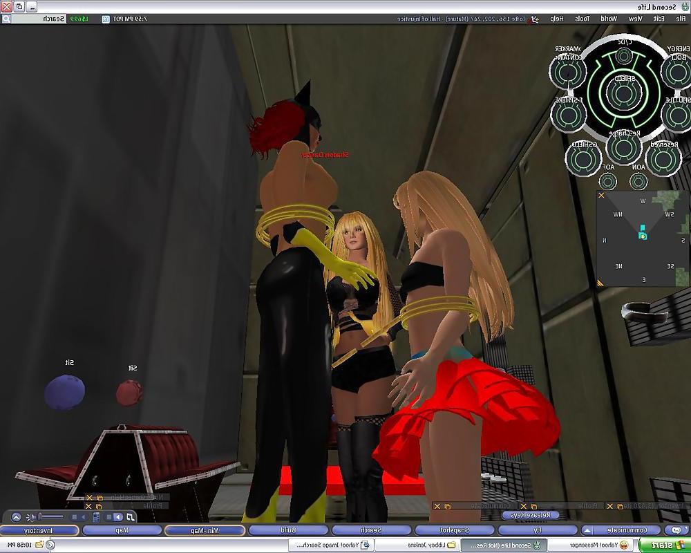 15P Superheroine
