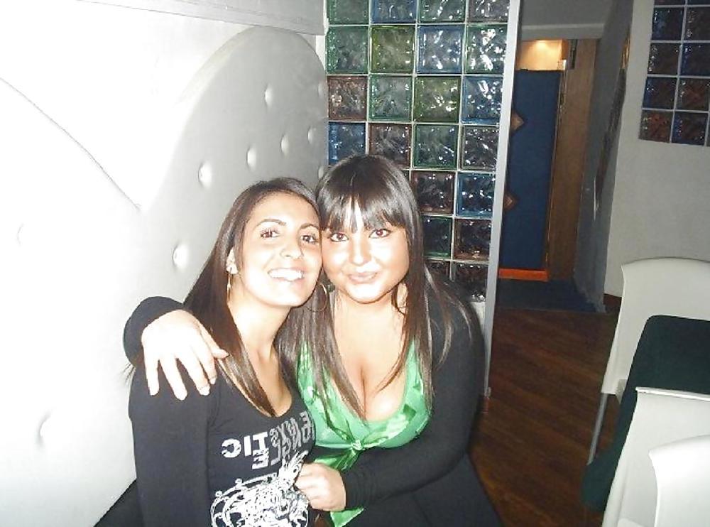 12P Italian girl: nunzia
