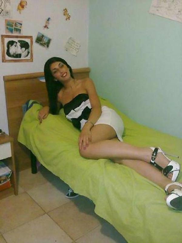 13P Italian women: Fabiola