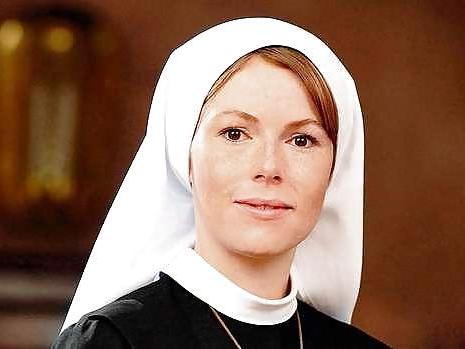 17P Geile Nonne nackt