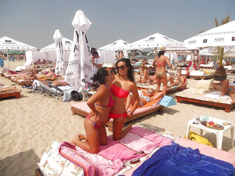 12P Italian girl: Giulia
