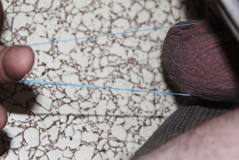 25P CBT : Huge Balls Beat With Rubber Bands!