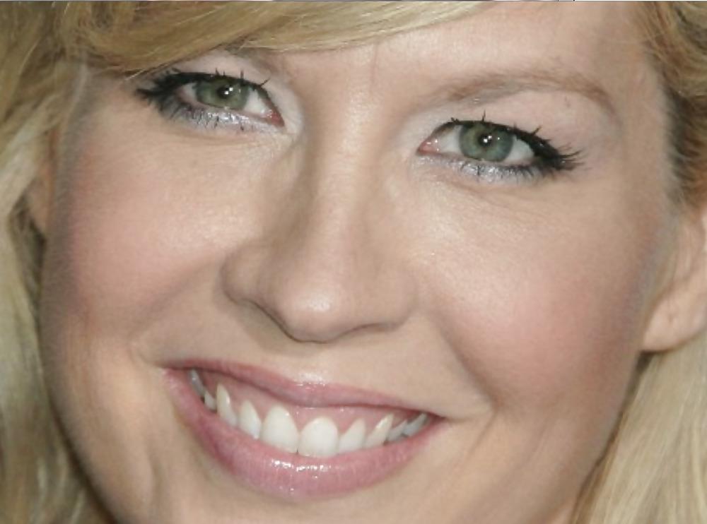 25P Jenna Elfman