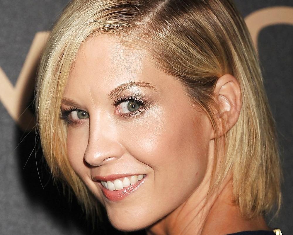 25P Jenna Elfman