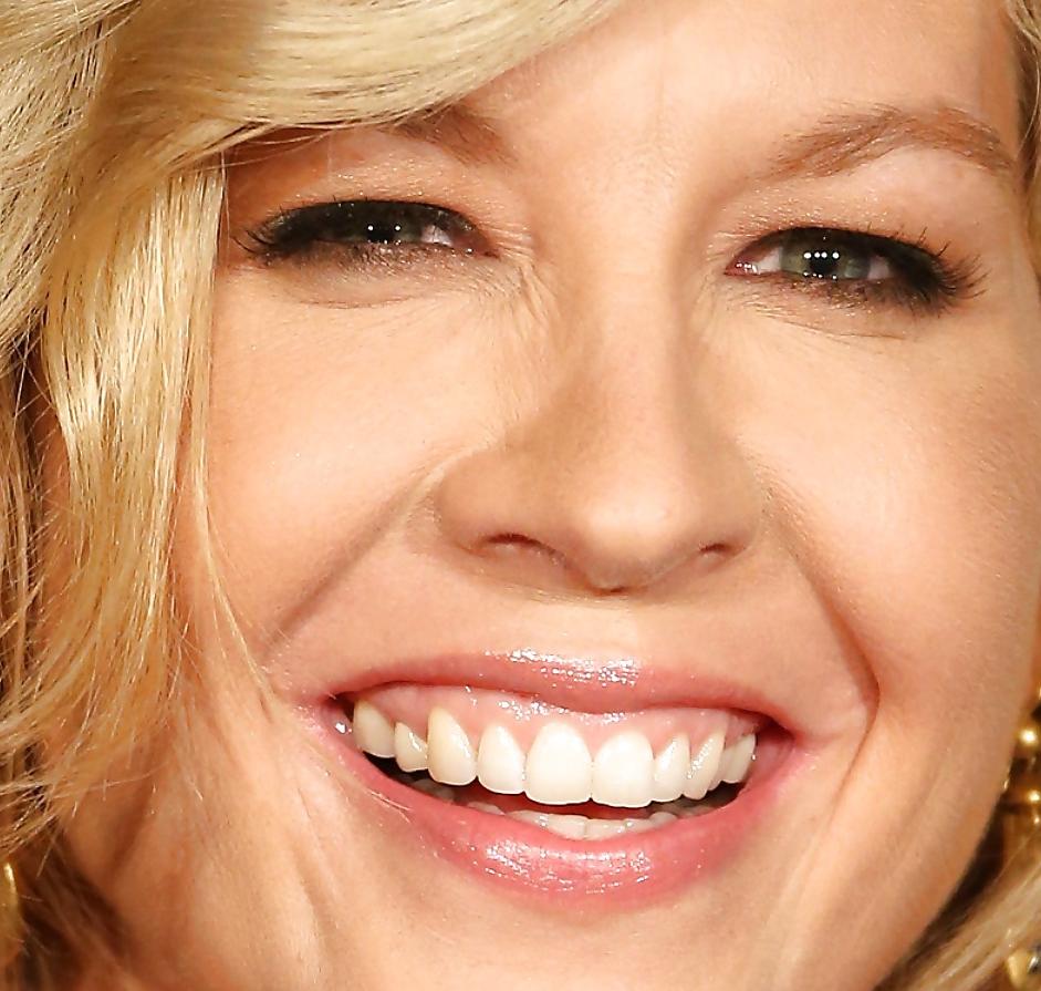 25P Jenna Elfman