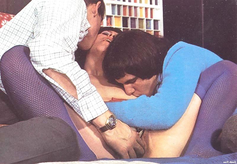 25P Vintage Magazines Porno Thrill