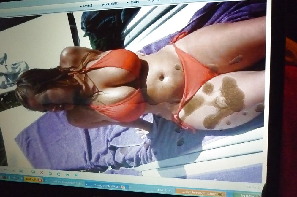 4P Anyone for sunbathing??